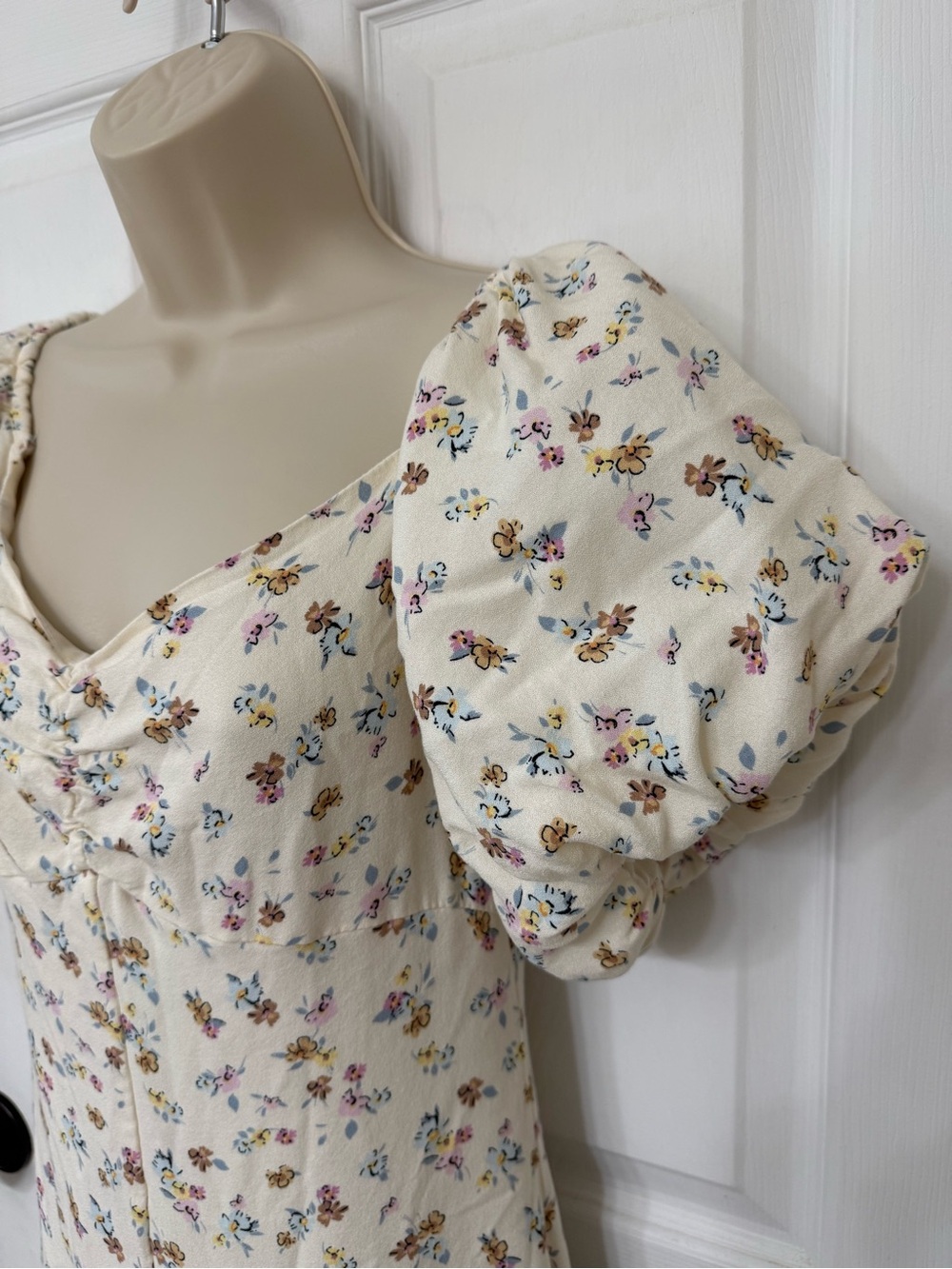And Now This Floral Puff Sleeve Midi Dress Cream Cottagecore Small - Picture 7 of 12